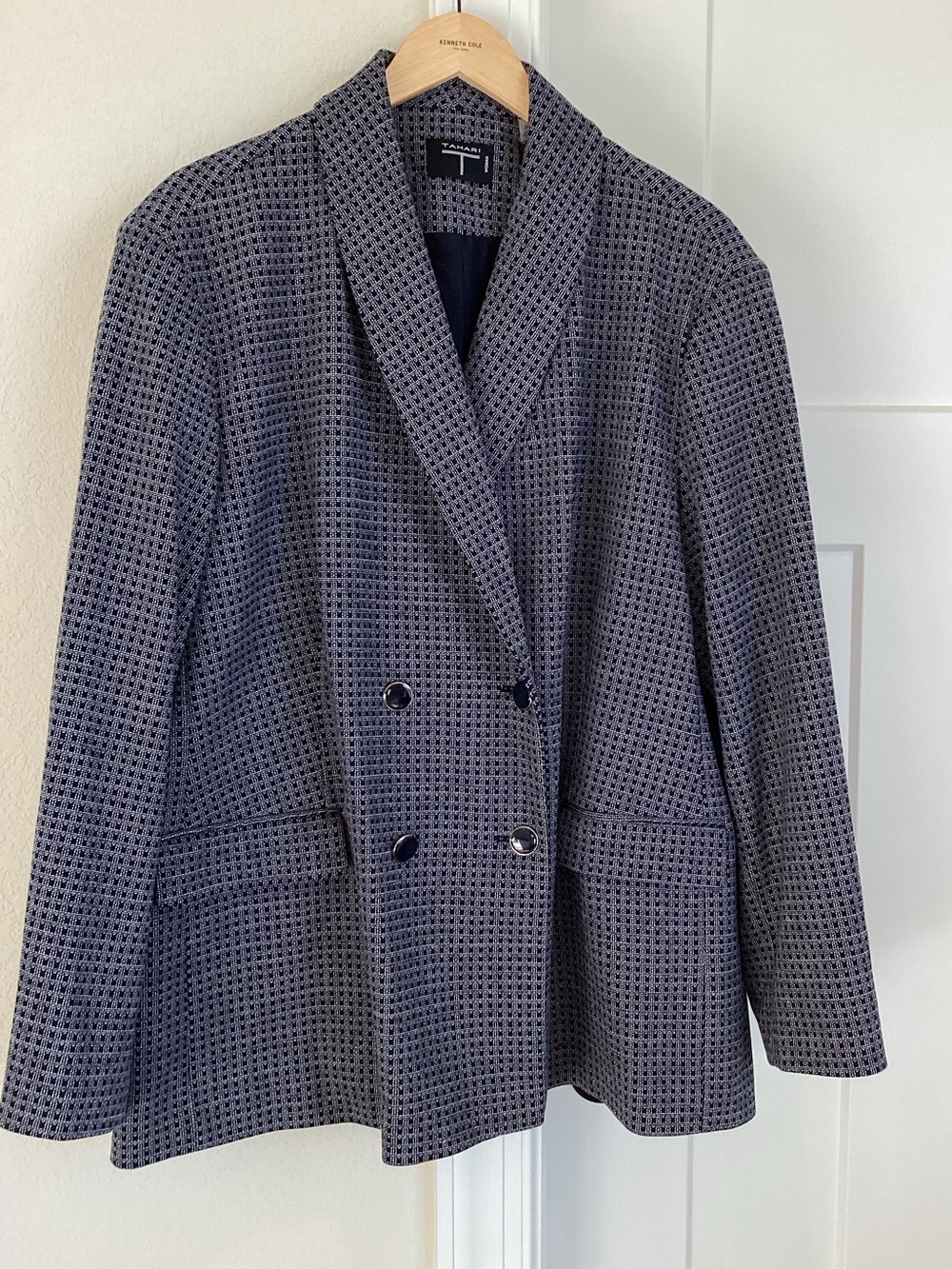 Tahari Woman Knit Blazer Jacket Double Breasted New 24W Navy White Pattern